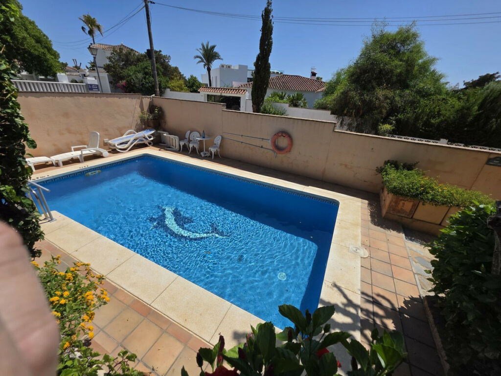 Detached Villa Marbesa Málaga - image 5