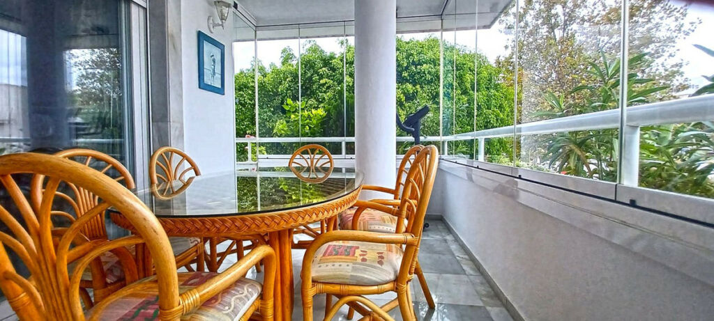 Middle Floor Apartment Marbella Málaga - image 5