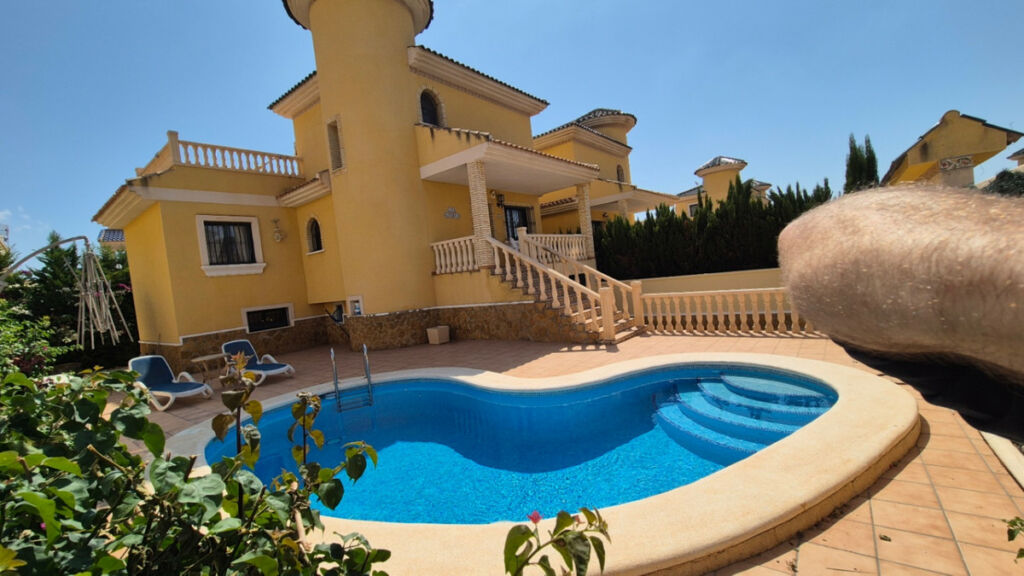 Detached Villa Orihuela Alicante - image 5
