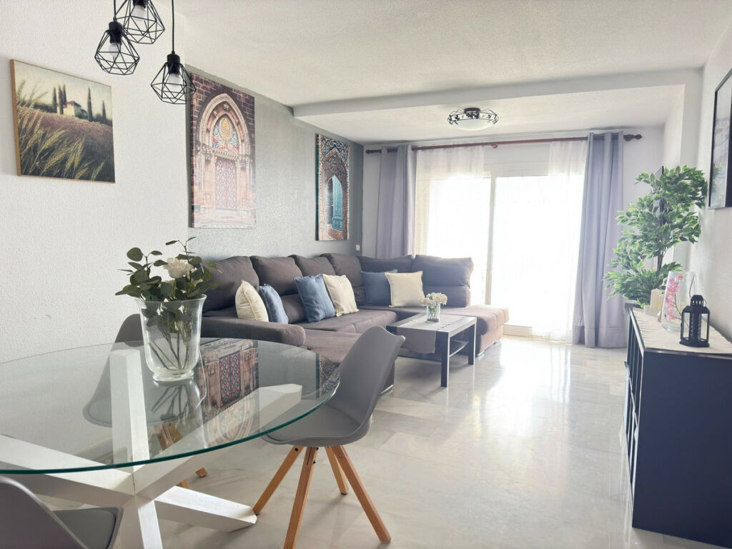 Middle Floor Apartment Mijas Costa Málaga - image 5