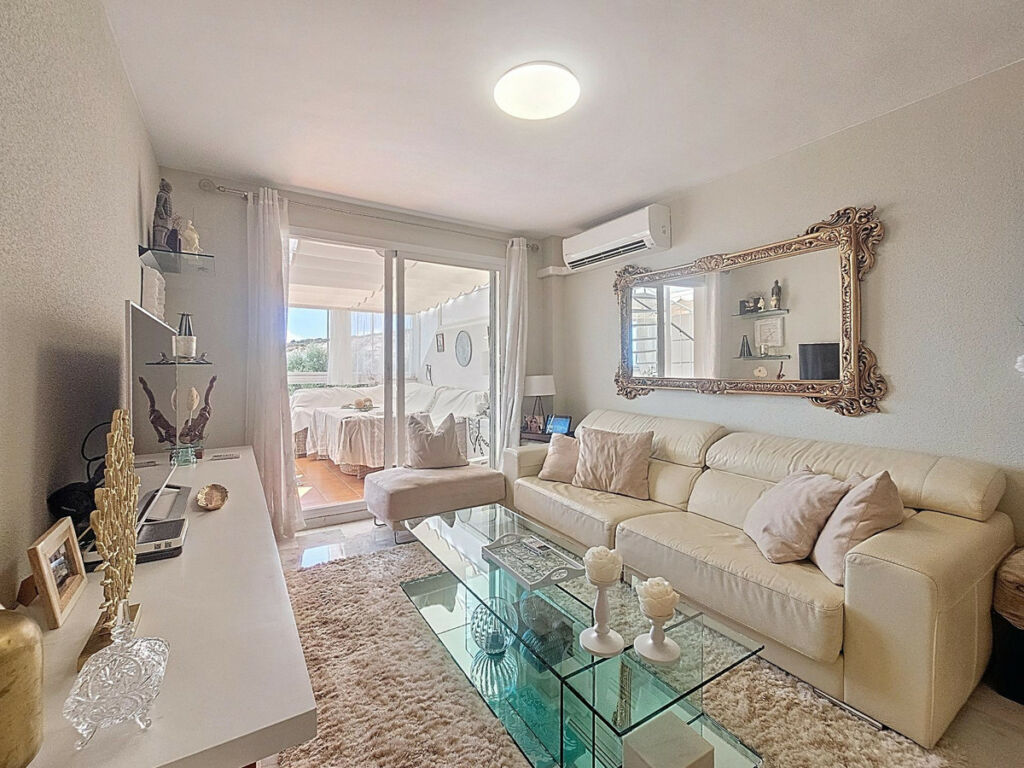 Penthouse Casares Málaga - image 5