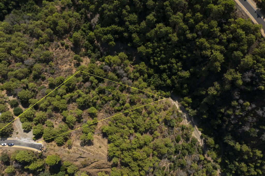 Residential Plot Benahavís Málaga - image 6