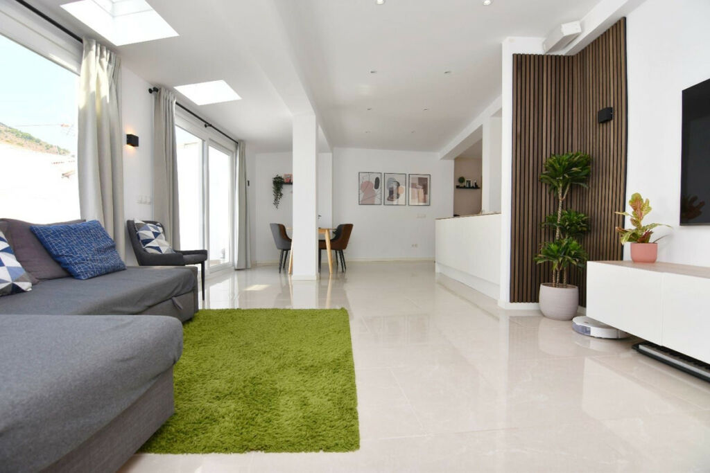Penthouse Benalmadena Pueblo Málaga - image 5