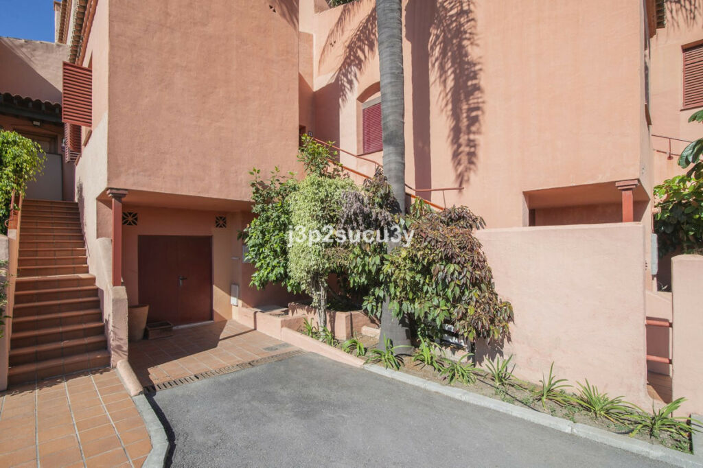 Penthouse Duplex El Padron Málaga - image 5