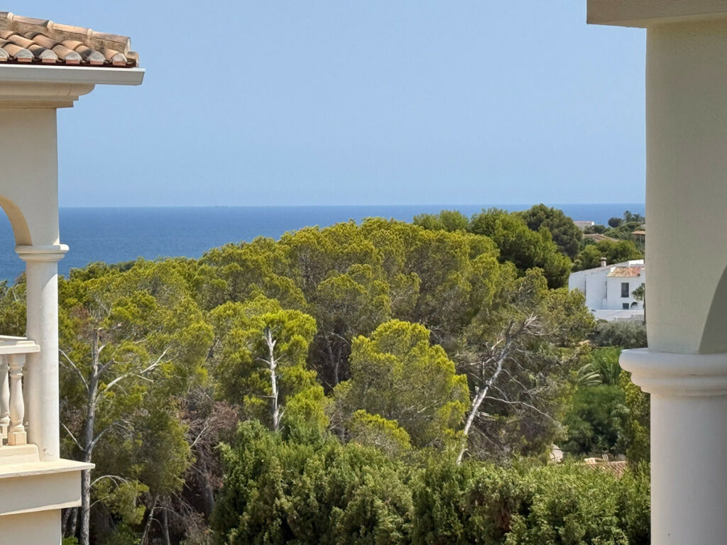 Middle Floor Apartment Benissa Alicante - image 5