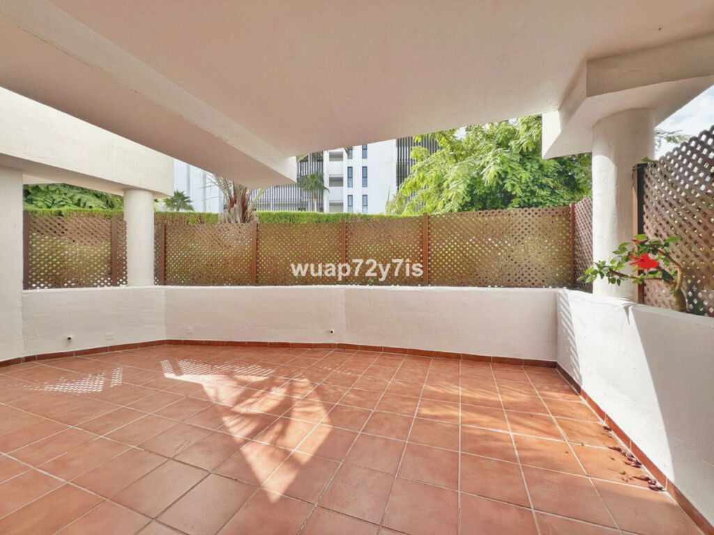 Ground Floor Apartment Costalita Málaga - image 9