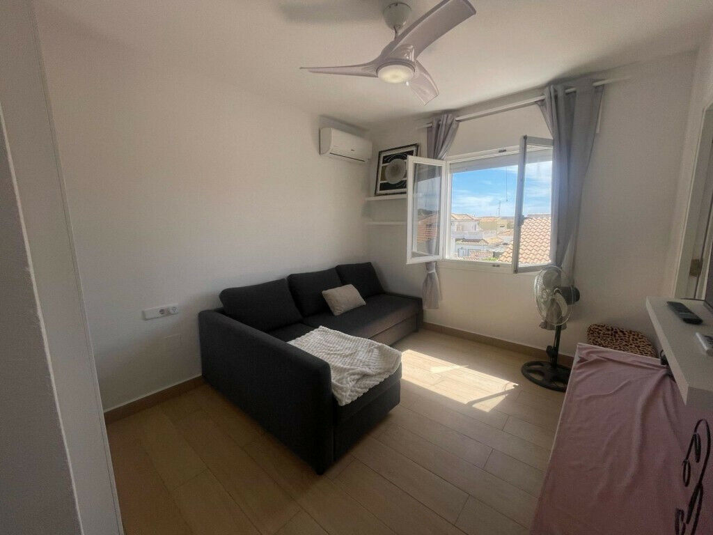 Detached Villa Playa Flamenca Alicante - image 5