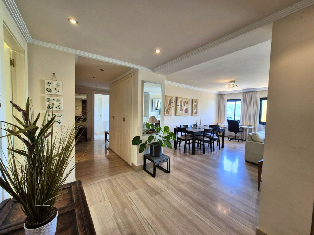 Penthouse Sotogrande Alto Cádiz - image 3