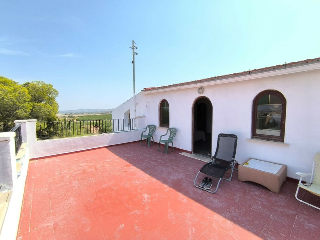 Detached Villa Novelda Alicante - image 5