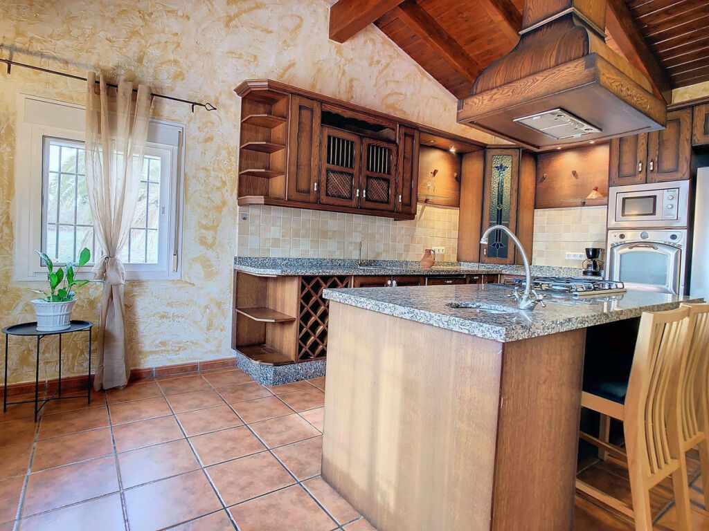 Detached Villa Coín Málaga - image 5