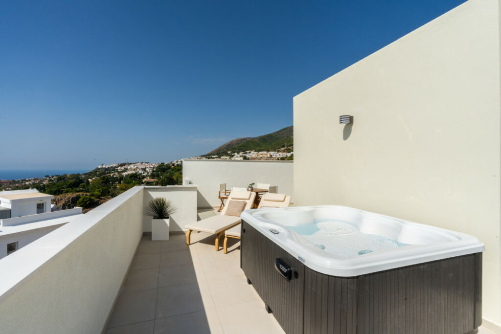 Penthouse Benalmadena Málaga - image 5