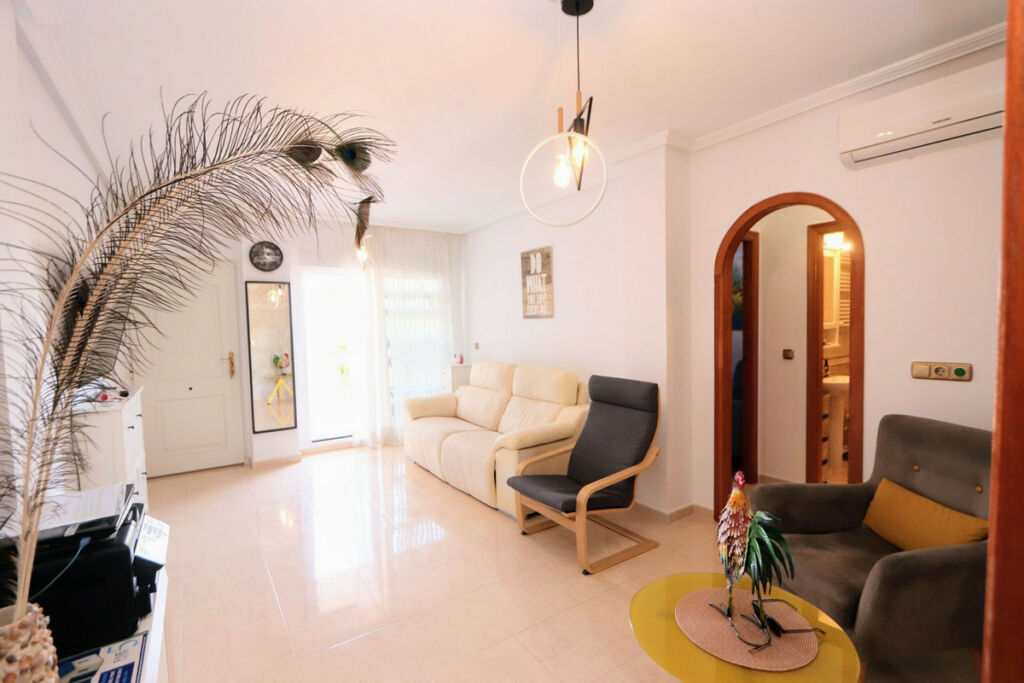 Ground Floor Apartment Lomas de Cabo Roig Alicante - image 5