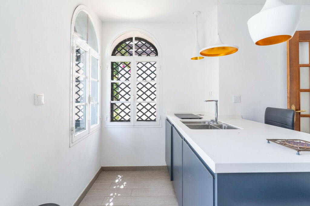 Townhouse Nueva Andalucía Málaga - image 5