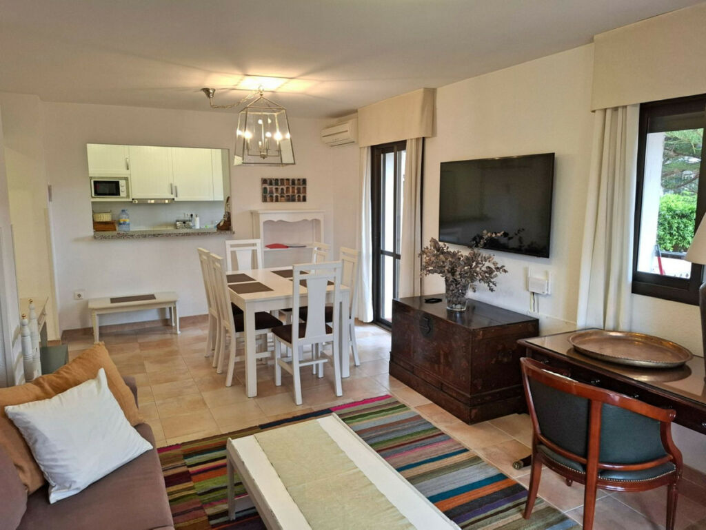 Middle Floor Apartment Fuengirola Málaga - image 6