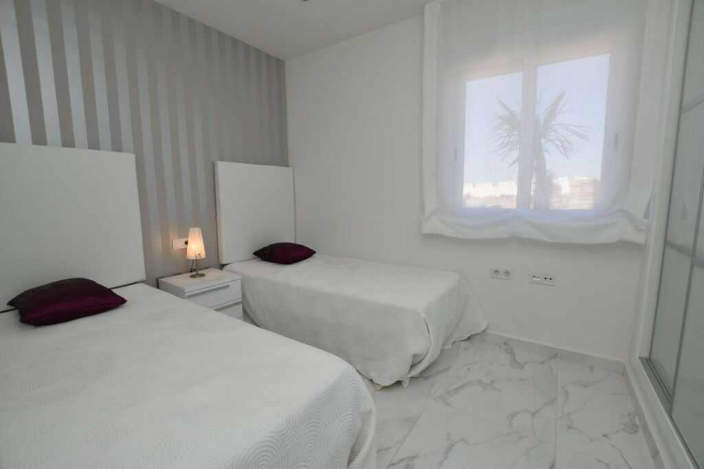 Bungalow San Miguel de Salinas Alicante - image 5