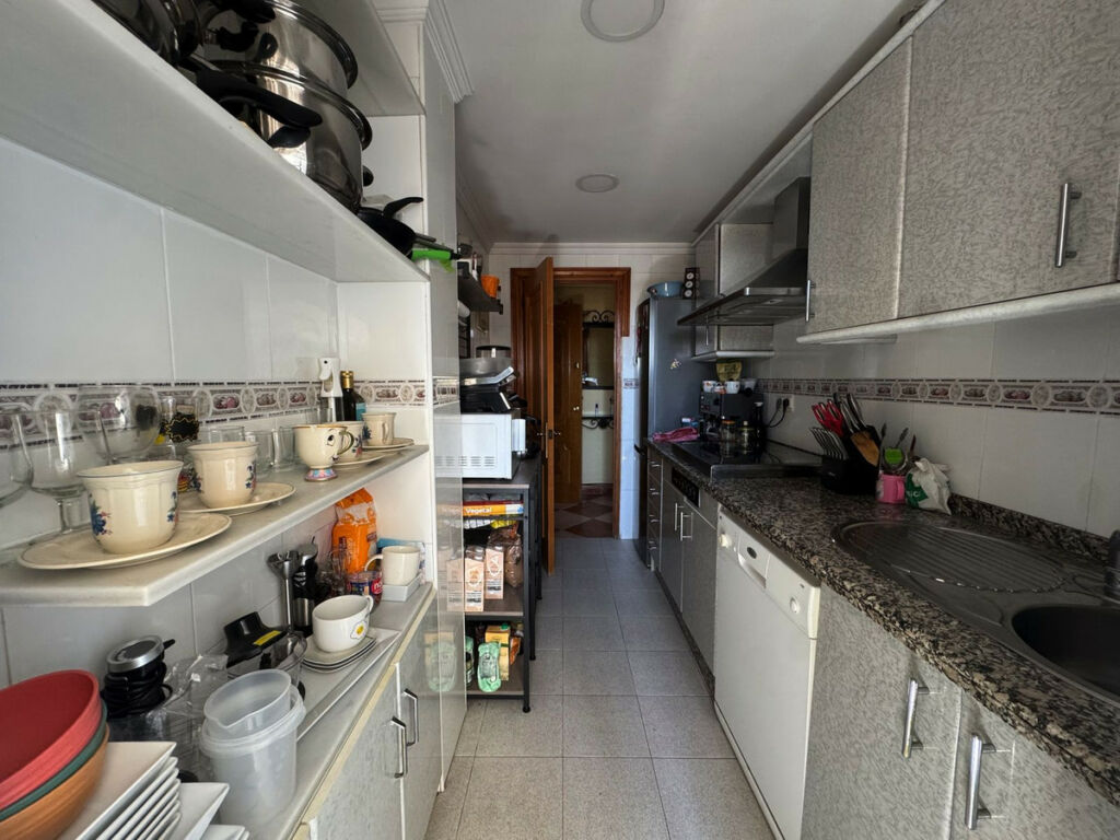 Top Floor Apartment Estepona Málaga - image 5