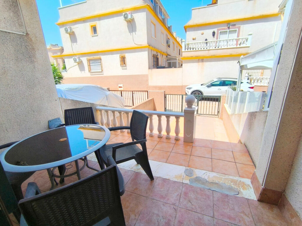 Townhouse Algorfa Alicante - image 5