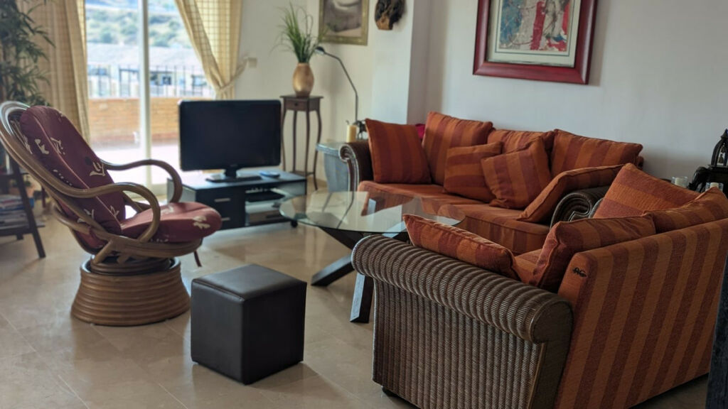 Middle Floor Apartment Riviera del Sol Málaga - image 5