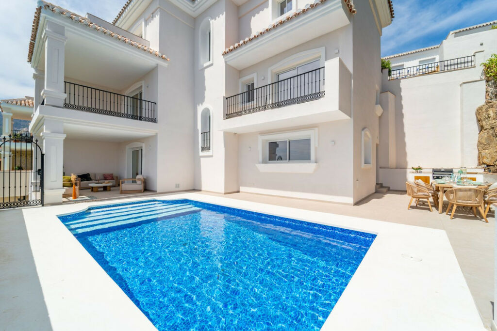Detached Villa Torreblanca Málaga - image 5
