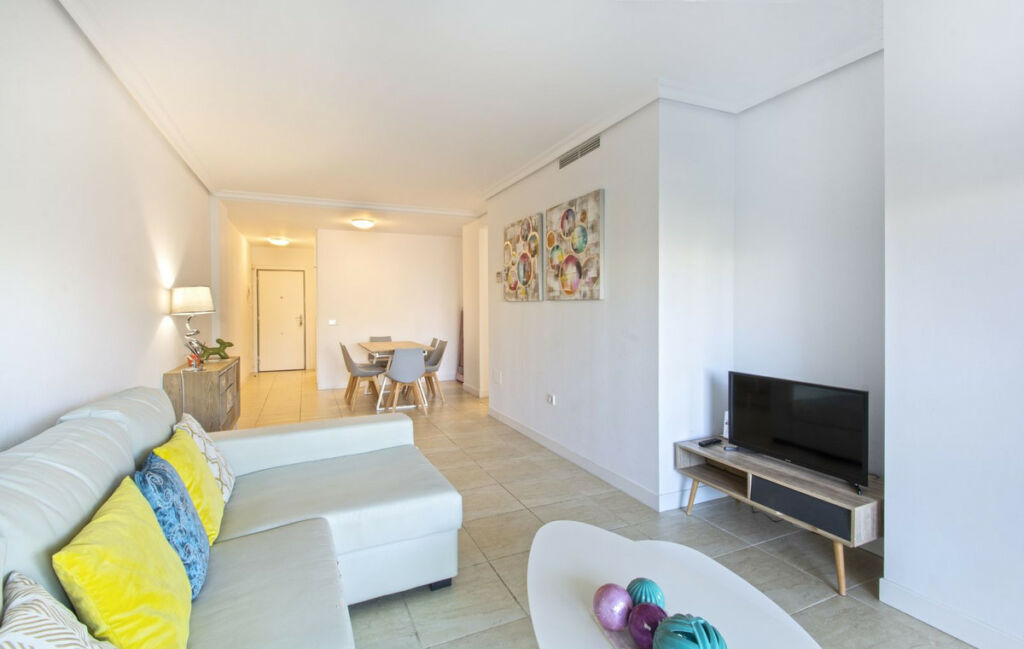 Ground Floor Apartment Selwo Málaga - image 5