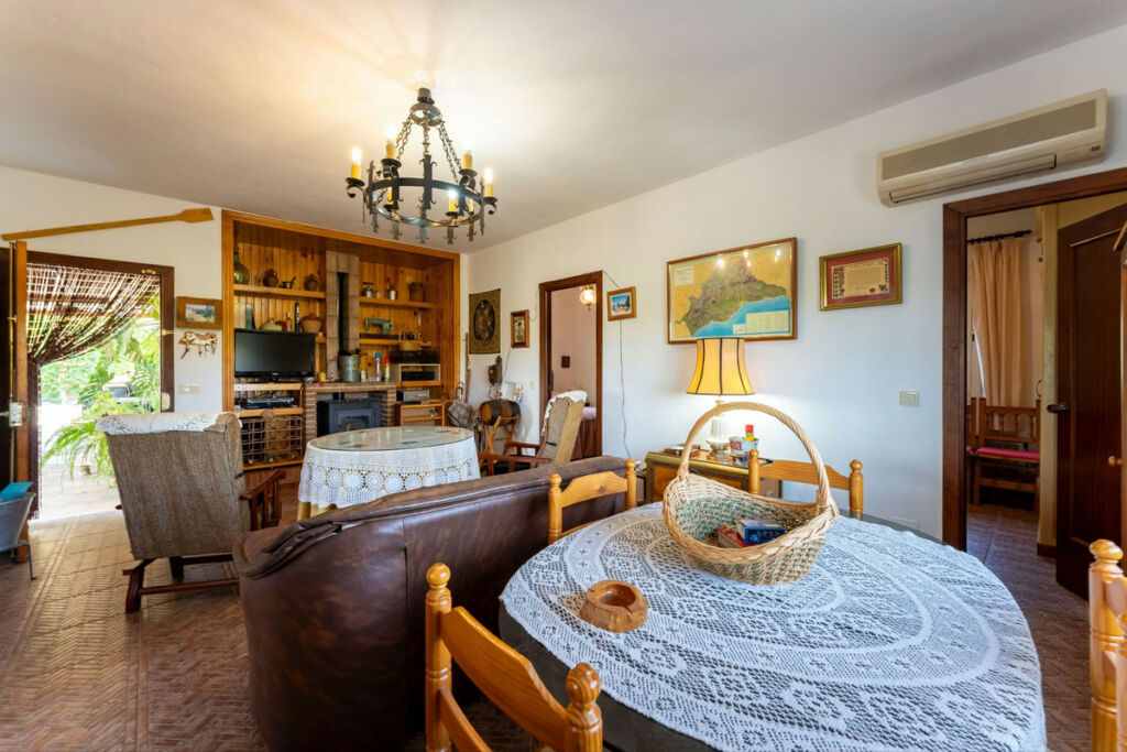 Detached Villa Coín Málaga - image 5