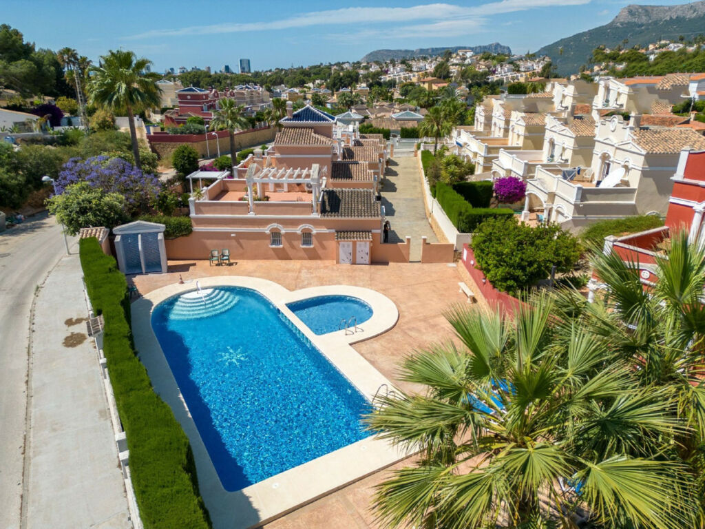 Detached Villa Calpe Alicante - image 5