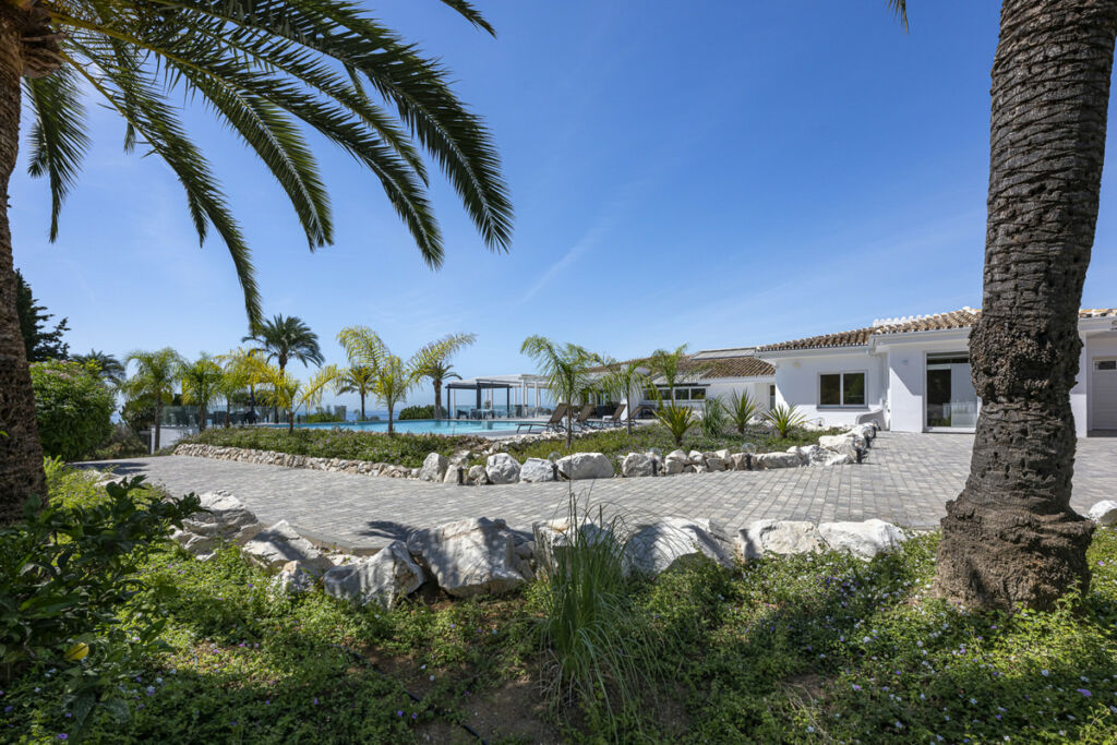 Detached Villa Elviria Málaga - image 41