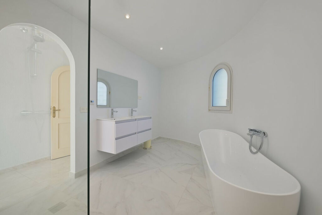 Detached Villa Marbesa Málaga - image 50