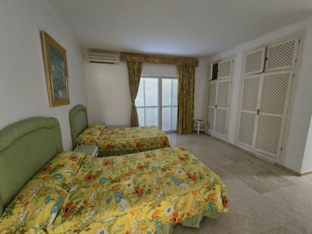 Detached Villa Marbella Málaga - image 51