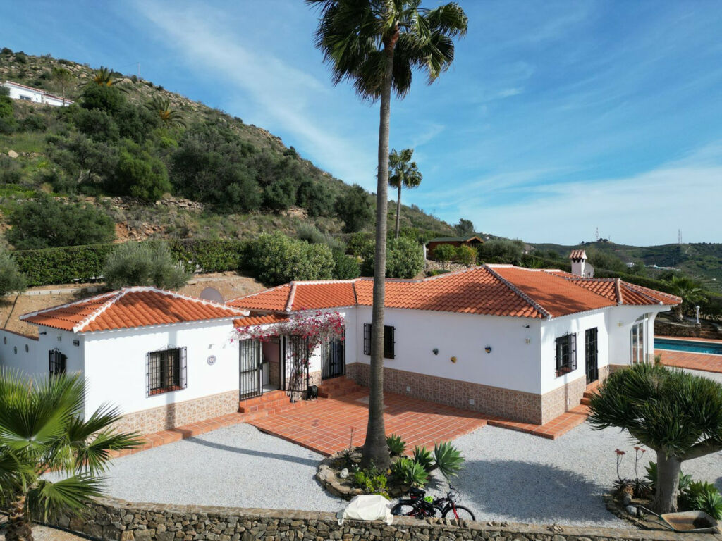 Detached Villa Torrox Málaga - image 52