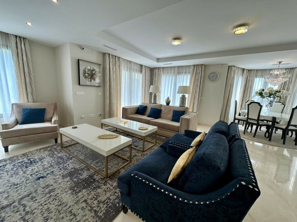 Detached Villa Marbella Málaga - image 49