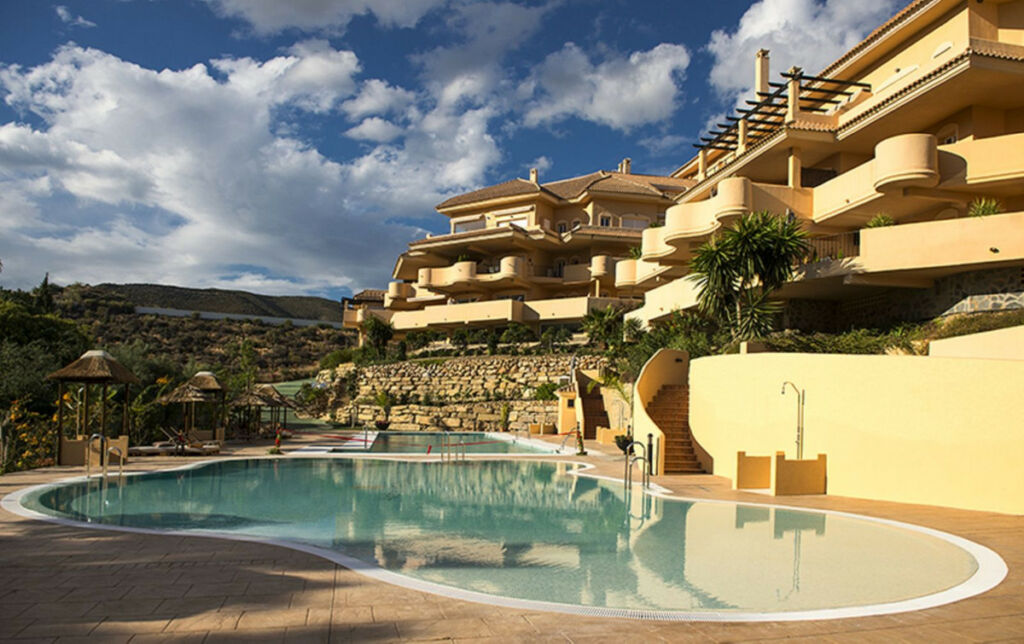 Ground Floor Apartment Aloha Málaga - image 52