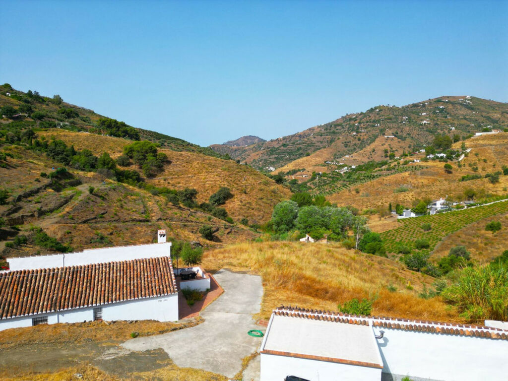Detached Villa Cómpeta Málaga - image 50