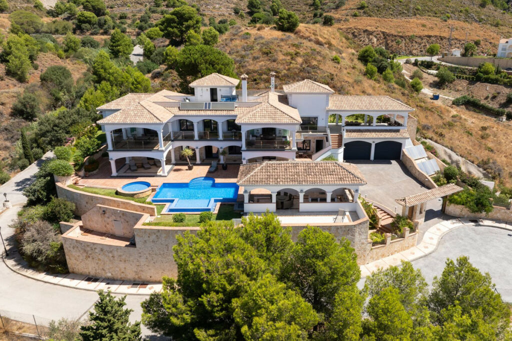 Detached Villa Mijas Málaga - image 53