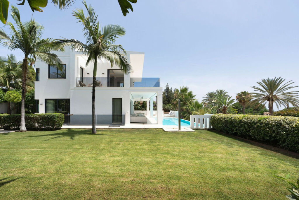 Detached Villa Nagüeles Málaga - image 53