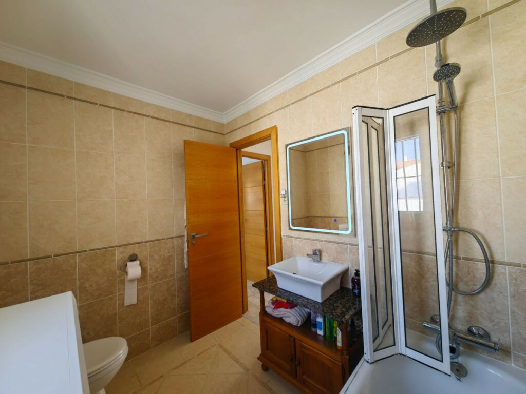 Detached Villa Estepona Málaga - image 54