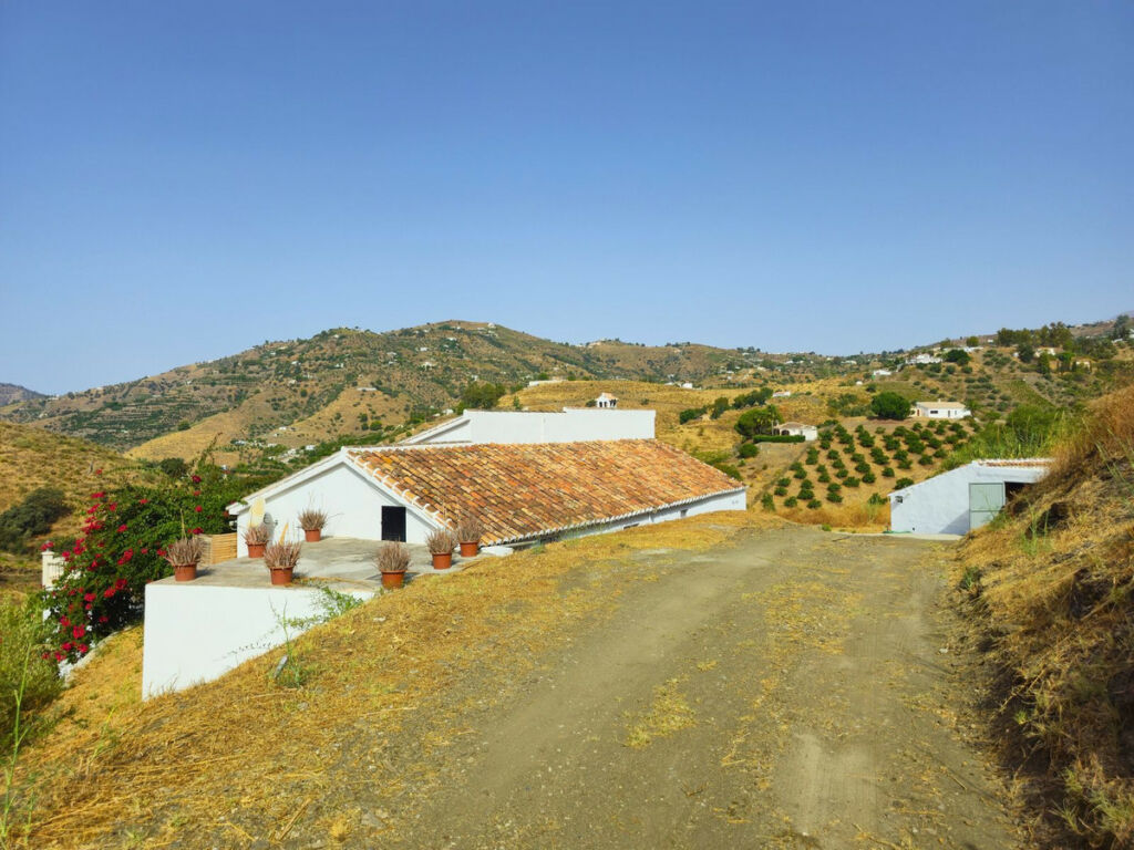 Detached Villa Cómpeta Málaga - image 51
