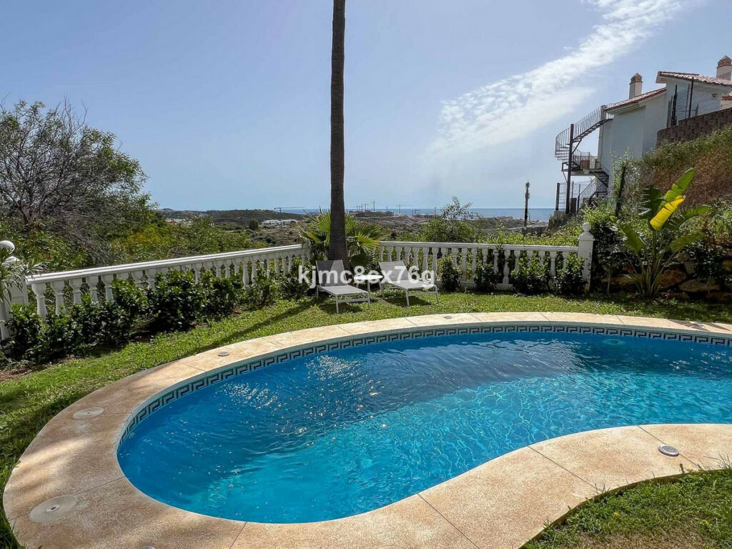 Detached Villa Riviera del Sol Málaga - image 54