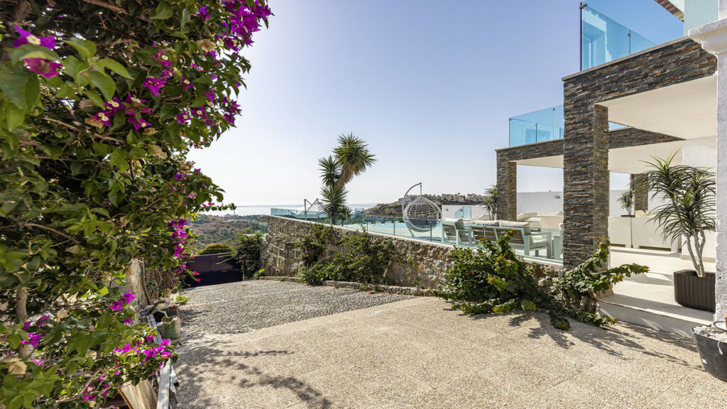 Detached Villa Casares Málaga - image 54
