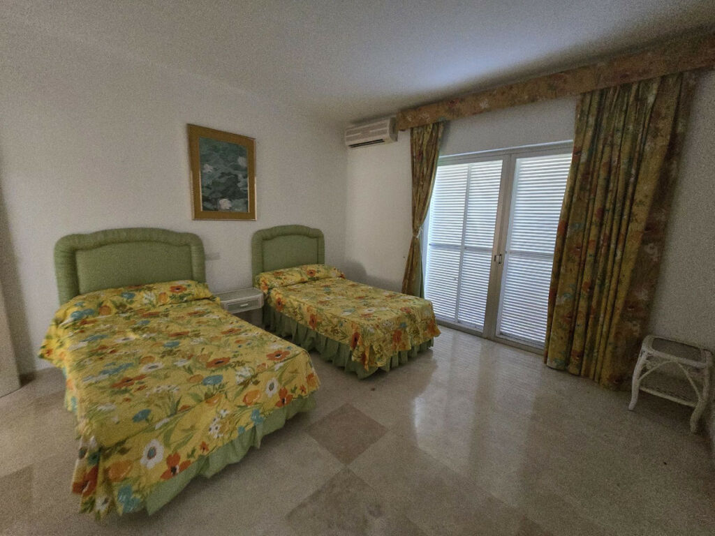 Detached Villa Marbella Málaga - image 55