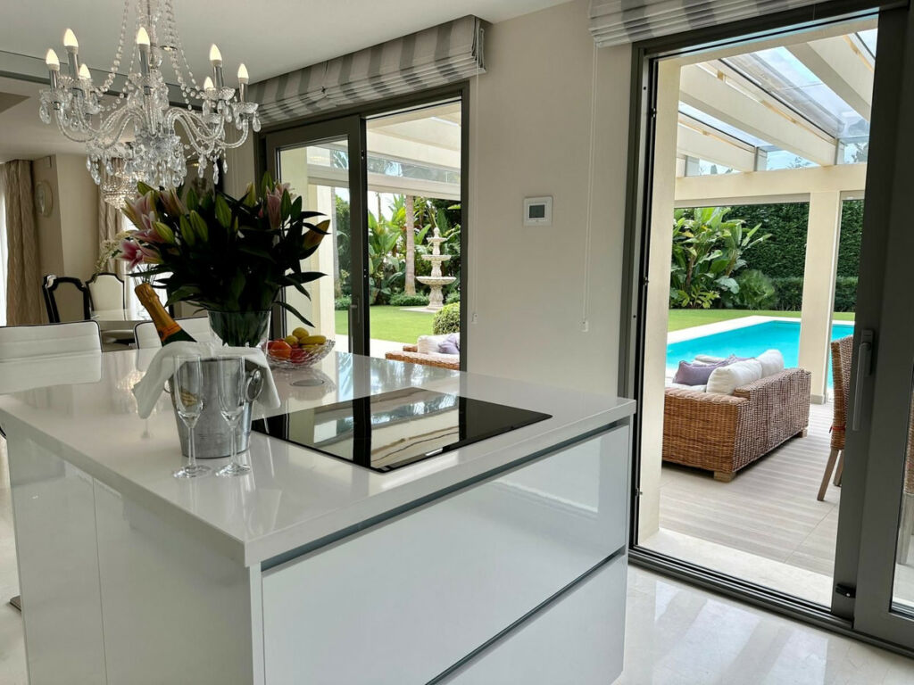 Detached Villa Marbella Málaga - image 50