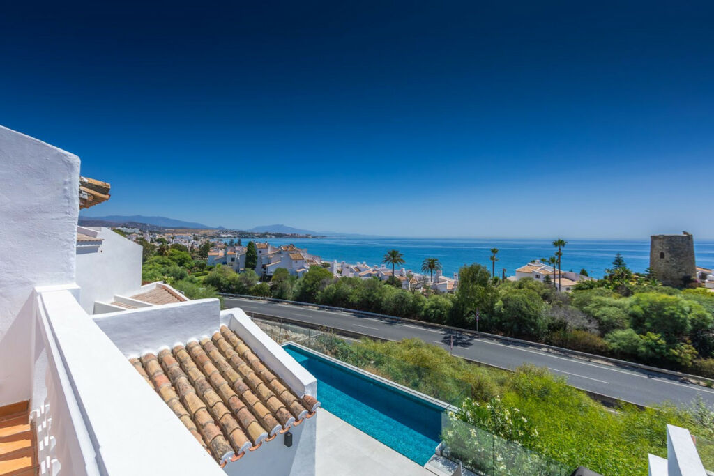 Detached Villa Estepona Málaga - image 55
