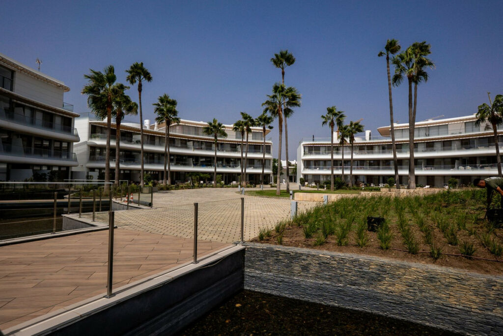 Ground Floor Apartment Estepona Málaga - image 56
