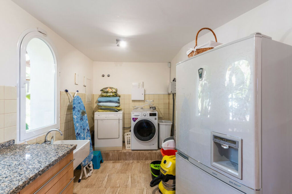 Detached Villa Benahavís Málaga - image 56