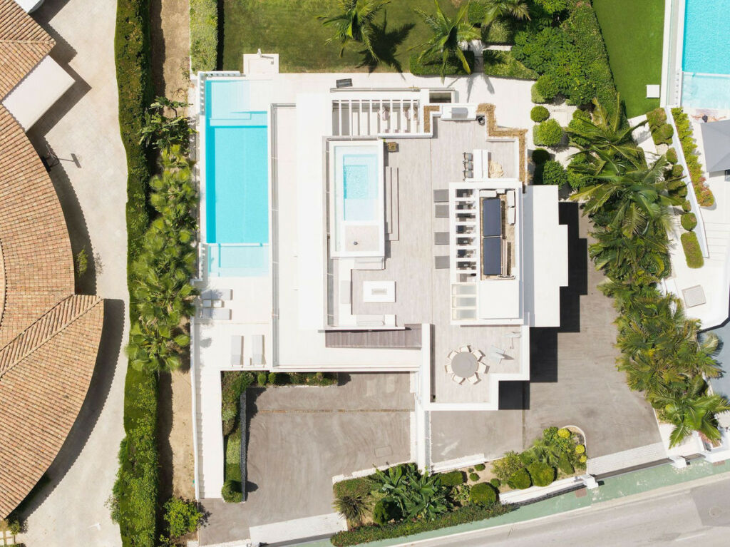 Detached Villa Nagüeles Málaga - image 57