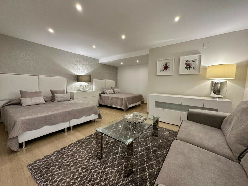 Detached Villa Marbella Málaga - image 51
