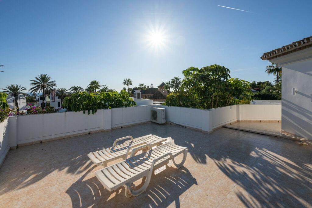 Detached Villa Marbesa Málaga - image 57