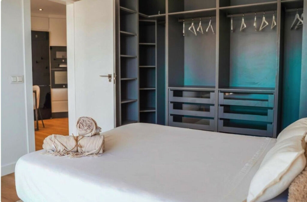 Middle Floor Apartment Marbella Málaga - image 6
