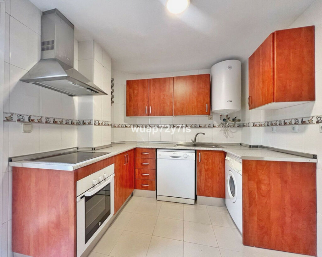 Ground Floor Apartment Costalita Málaga - image 10