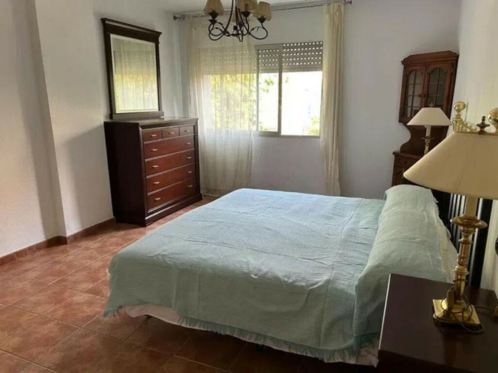 Middle Floor Apartment Marbella Málaga - image 6